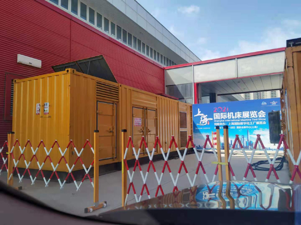 千山发电车出租-发电机无电压或电压太低怎么办？
